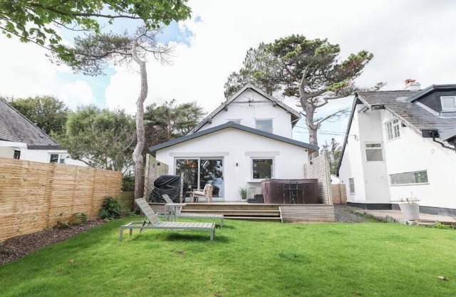 The Coach House at The Pines, Bull Bay.