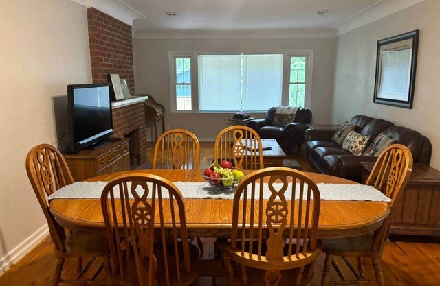 The Commodore in Cambridge