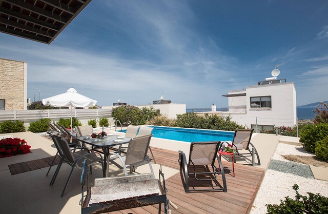 The Complete Guide to Renting Your Exclusive Holiday Villa with Private Pool and Close to the Beach