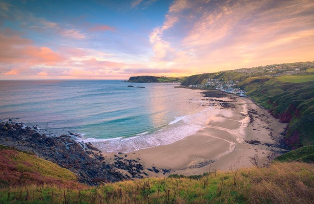 The Conners - 2 bedroom, modernised fisherman's cottage