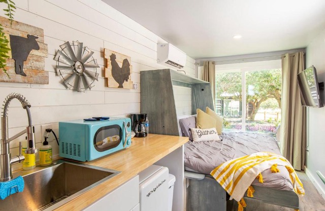 The Container Retreat at 290 Wine Trail #2 Adventure awaits!