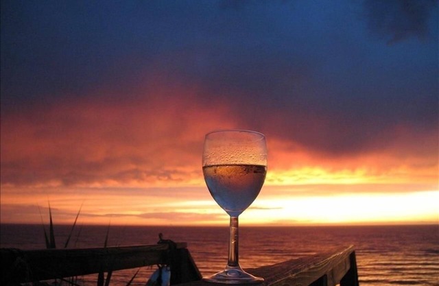 The Cottage at Sunset Bluff