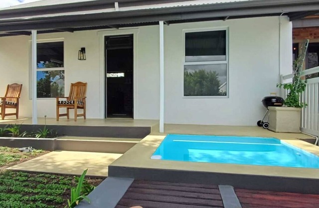 The Crescent Hideaway