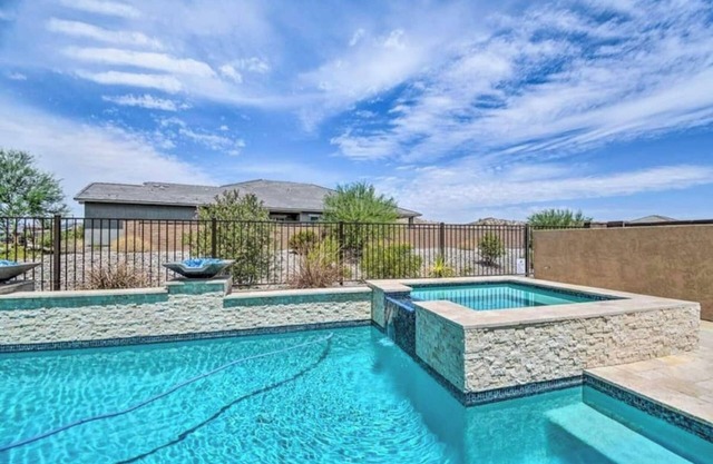 The Desert Jewel in Lucero w/Private Pool, Jacuzzi, Pool Table!