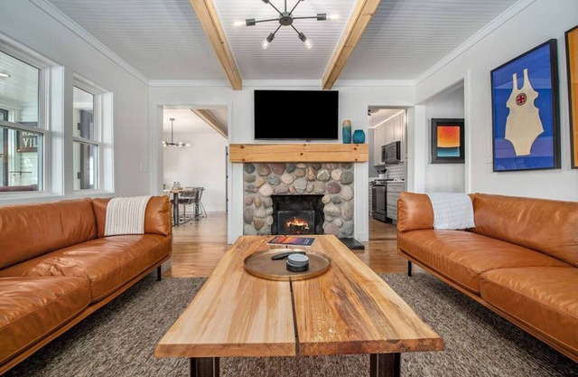 The "Farmhouse"- Your Upscale Walloon Getaway