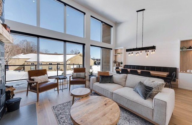 The First Track 125 - Ski-in/Ski-out - 12 people