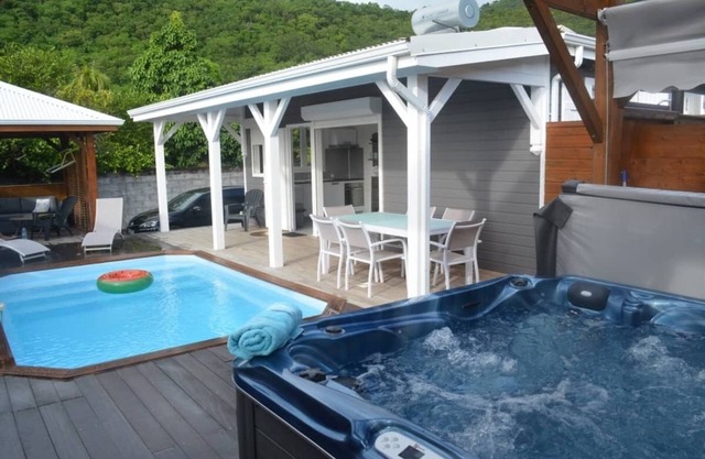 THE FLAMBOYING VILLA at the estate "LES LODGES DE MALENDURE"