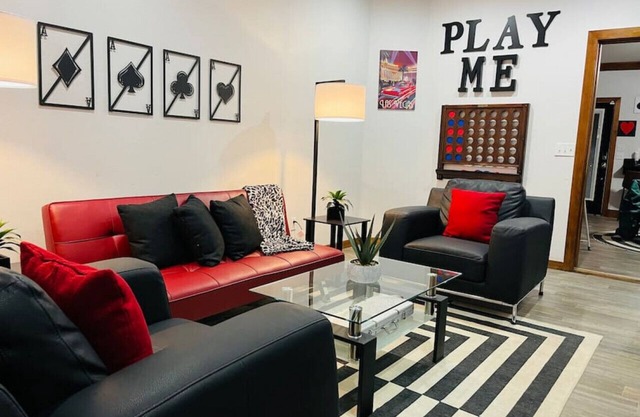 The Gambler: Vegas Themed Townhouse with a View