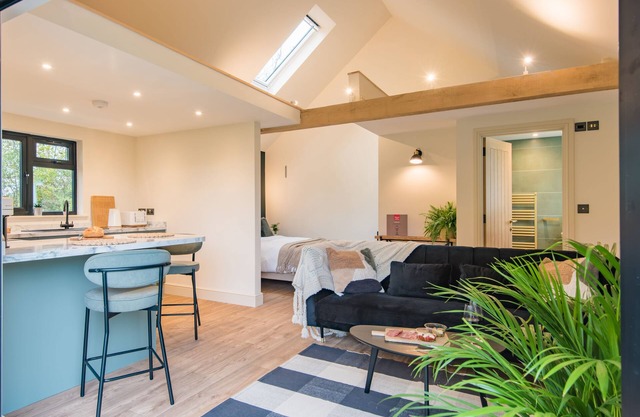 The Garden Room - a holiday let that sleeps 2 guests in 1 bedroom