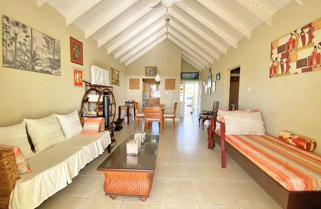 The Gem is located a few minutes walk to the beautiful Bottom Bay Beach