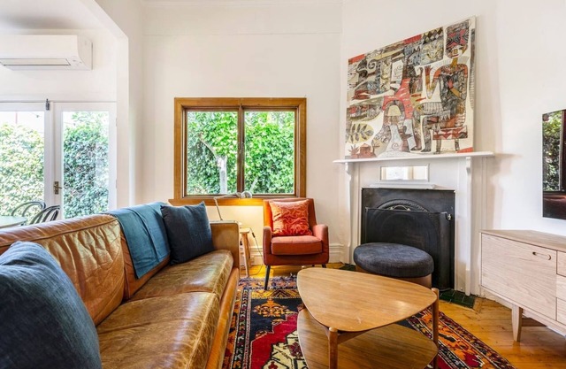 The Georgian Classic Comfort in St Kildas Heart