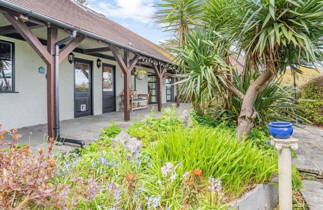 The Gite - One Bedroom Apartment, Sleeps 2