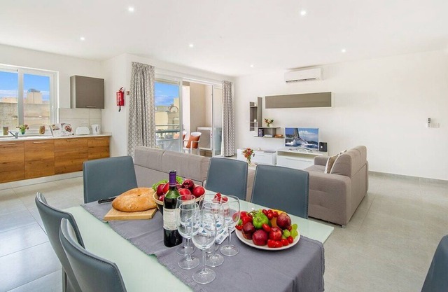 The Hillock North B10