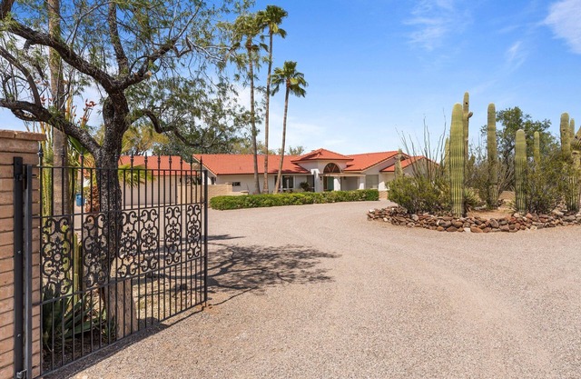 The Hillside Oasis with fantastic views