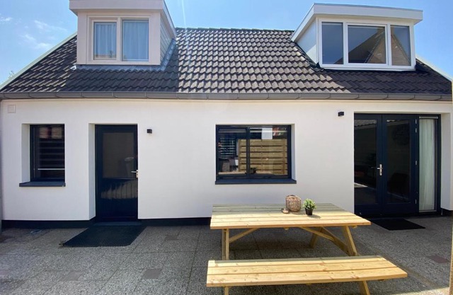 The island life beach house 2