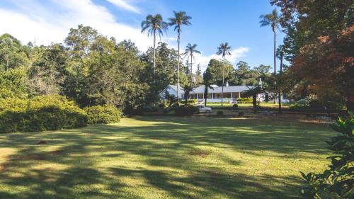 The Knoll Historic Guest Farm