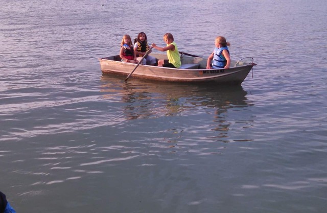 The “Lake House," Begin Making Your Memories Here-PONTOON INCLUDED!