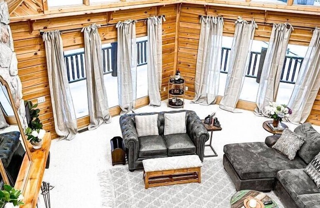 The Lakefront Lodge near CHQ Institution