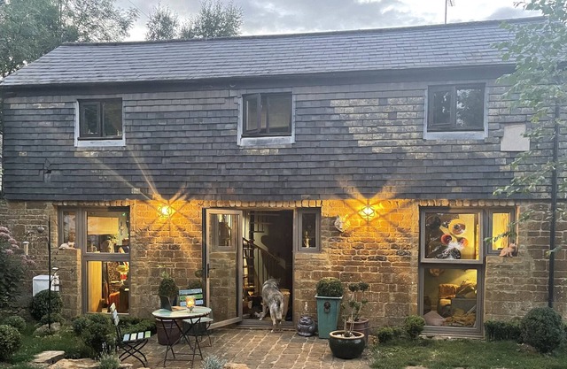 The Little House in Cotswolds - a little bit of luxury