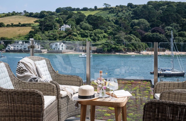 The Lofthouse - a luxury waterside apartment