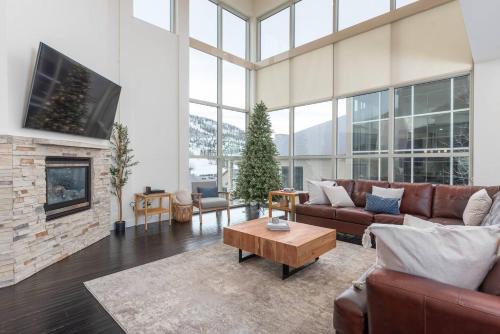 The Lofts #9d - Ski-inout With Private Hot Tub