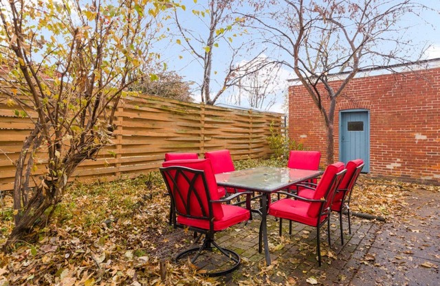 THE MADISON HOUSE #1 - HISTORIC AREA in ST CHARLES