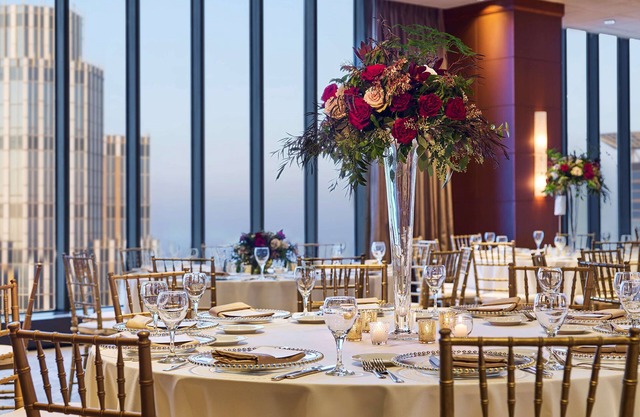 The Marquette Hotel, Curio Collection by Hilton