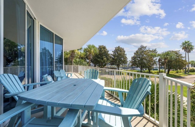 The Moorings 101 | Balcony