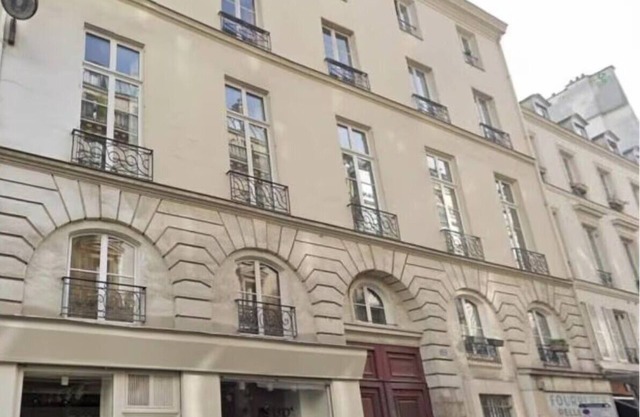 The most Parisian Neighborhood-Rue du Faubourg Poissonnière