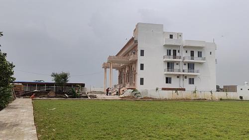 The Noble Hotel and Motel