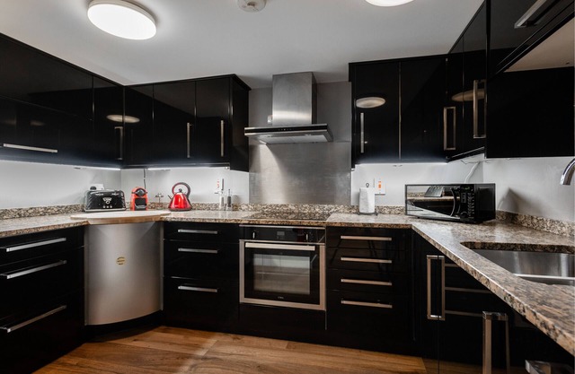 The Norfolk Maisonette - Lovely 4BDR Mews Home in Paddington