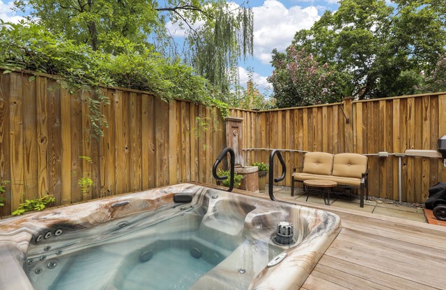 The Nostalgic of Old Town