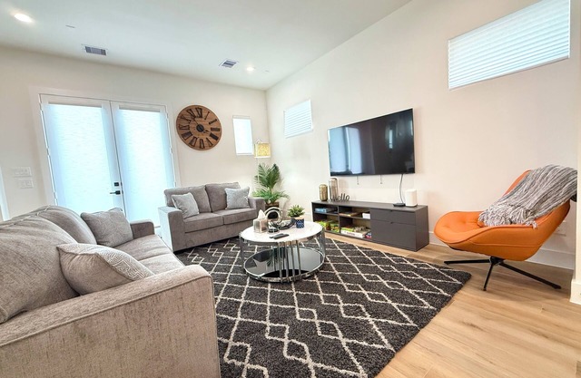 The Pearl, 3 bedrooms townhouse, Medical Center