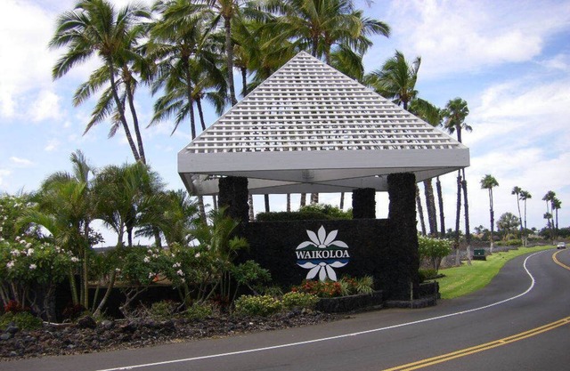 The PERFECT Vacation Condo - Beaches, Golfing and Relaxation