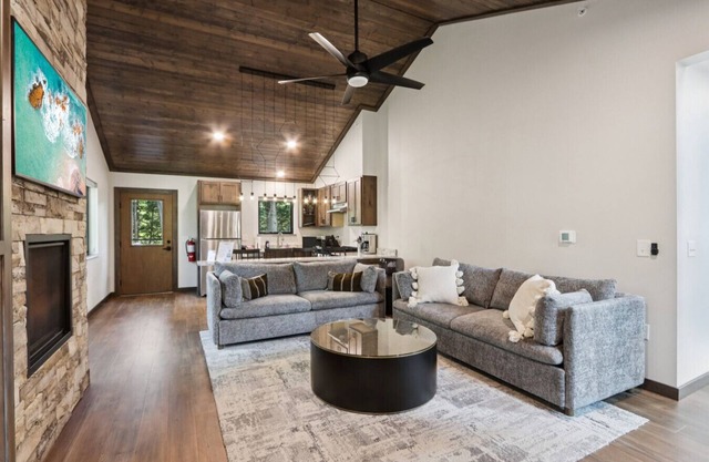 The Pine at Treetop Villas