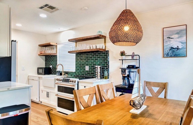 The Poolside Escape S