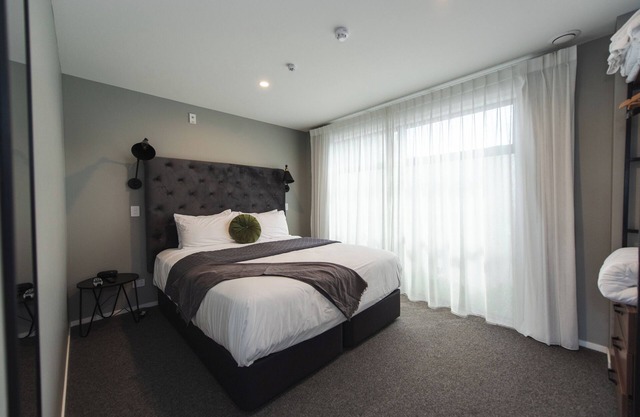 The Residence Apartment Five - With Spa Bath