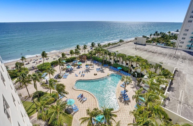 The Tides Hollywood 12B