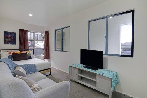 The Ultimate Compact Stay for Urban Explorers