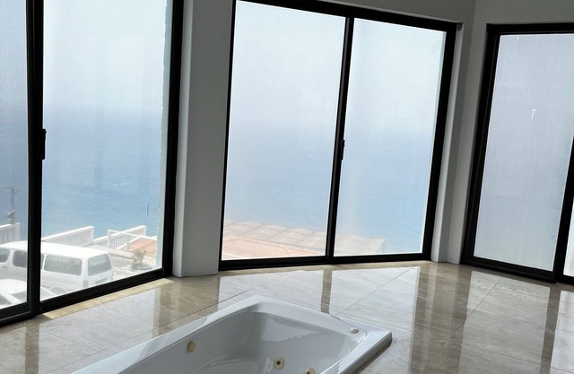 The View Hotel