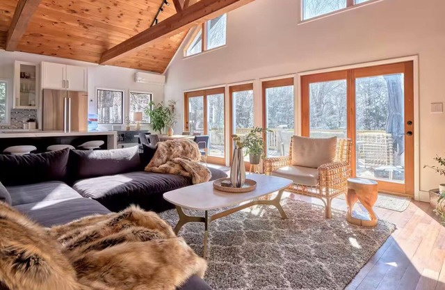 The Vue - A Mountain Chalet in the Catskills