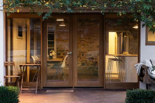 Thedell Cottage - A Boutique Heritage Escape