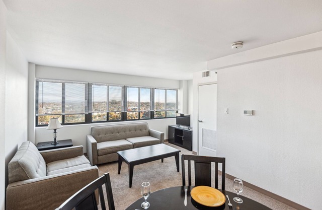 This apartment is a 2 bedroom(s), 2 bathrooms, located in Harrisburg, PA.