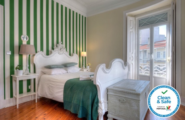 This apartment is very convenient for both tourists and business people.