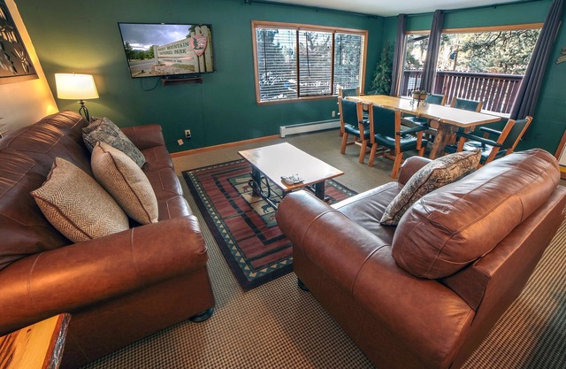 Three Bedroom with Spacious Living room, Dining Room, and Deck