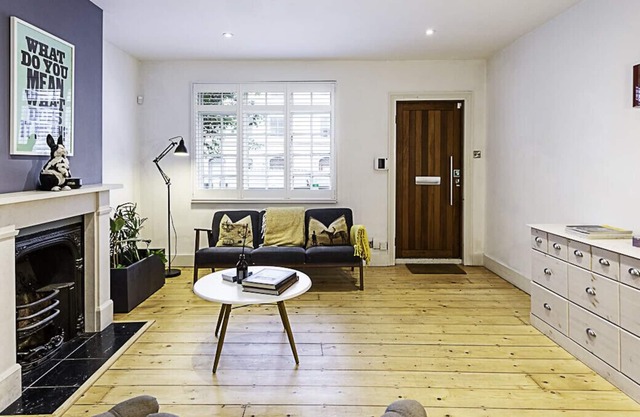 Three Storey ClaphamTownhouse