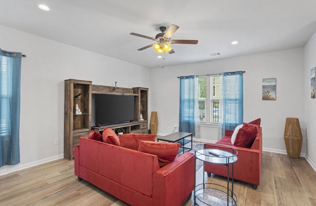 Tiger Tracks Townhome Stay in Baton Rouge - BC1009