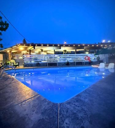 Timbers INN and Suites