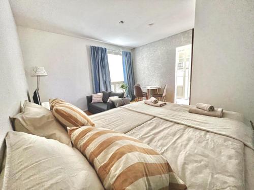 Timeless & Cozy, heart of Kamppi