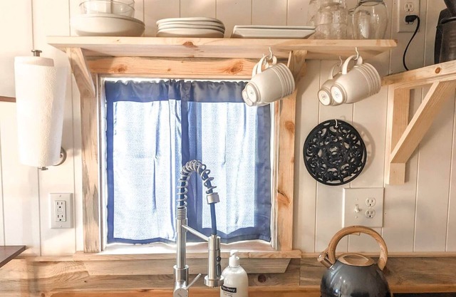 Tiny Home - Flora's Nest